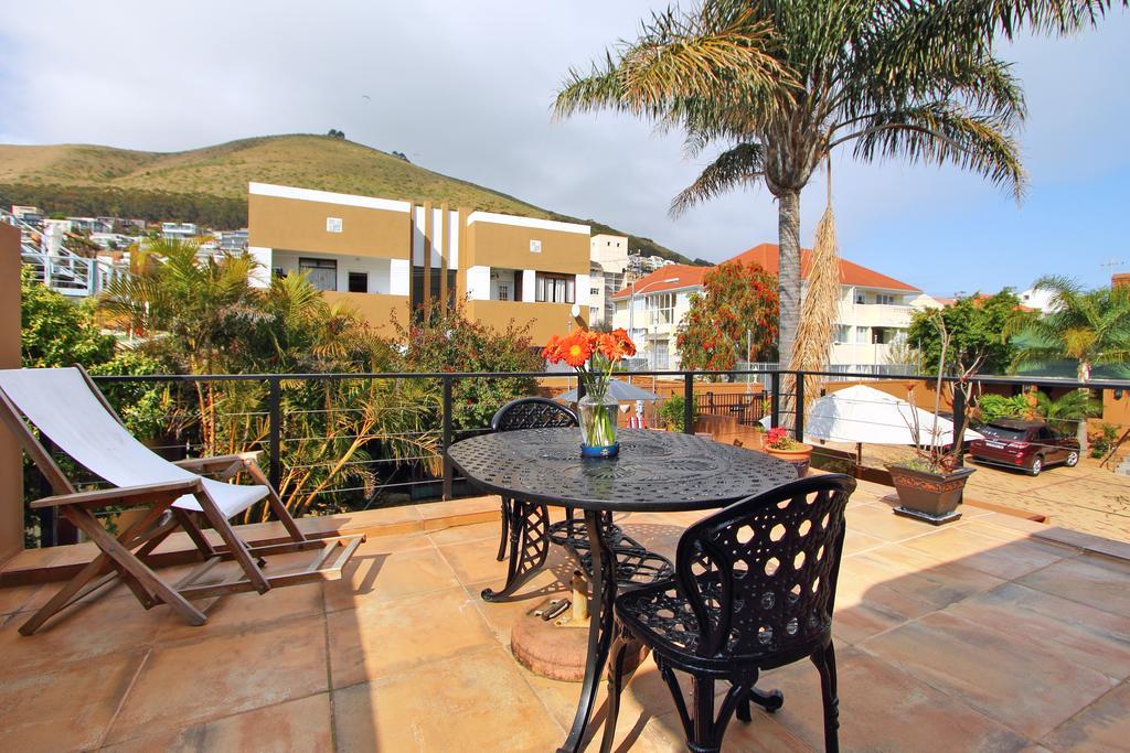 קייפטאון 40 Winks Guest House Green Point חדר תמונה