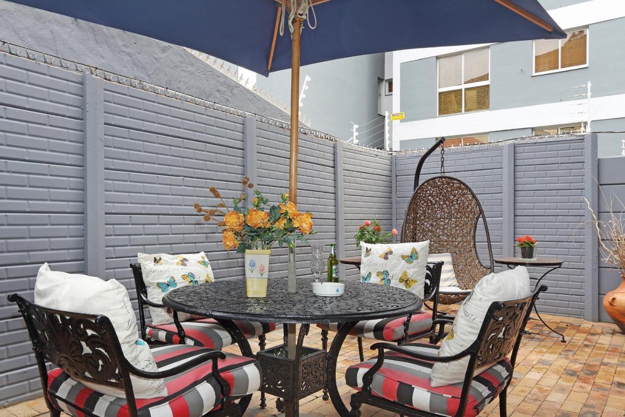 קייפטאון 40 Winks Guest House Green Point מראה חיצוני תמונה